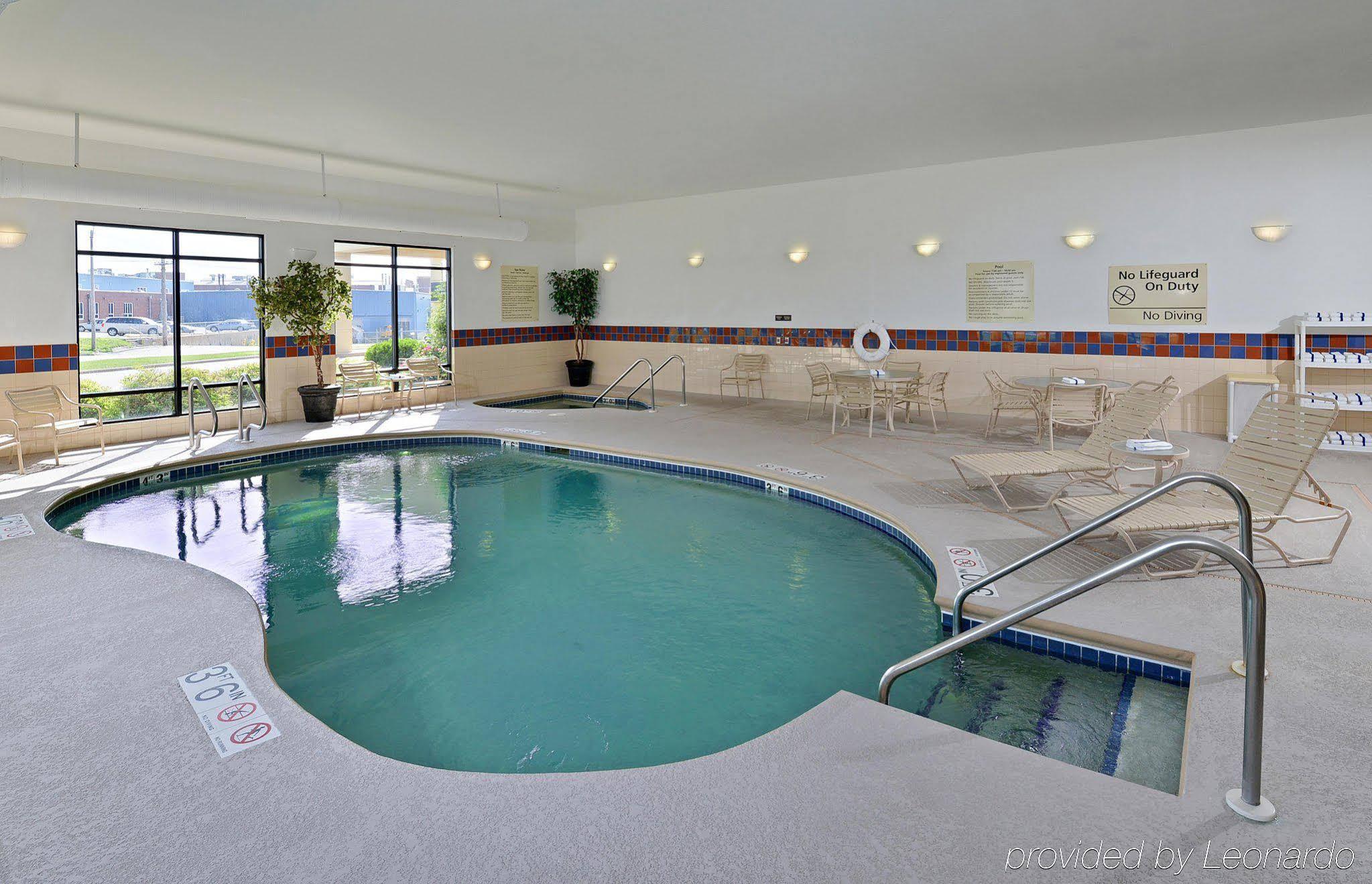 Hampton Inn Keokuk מראה חיצוני תמונה