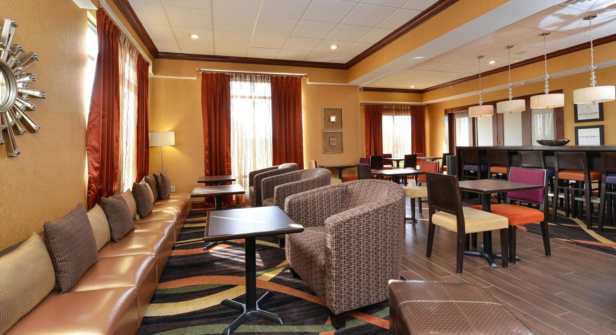 Hampton Inn Keokuk מראה חיצוני תמונה