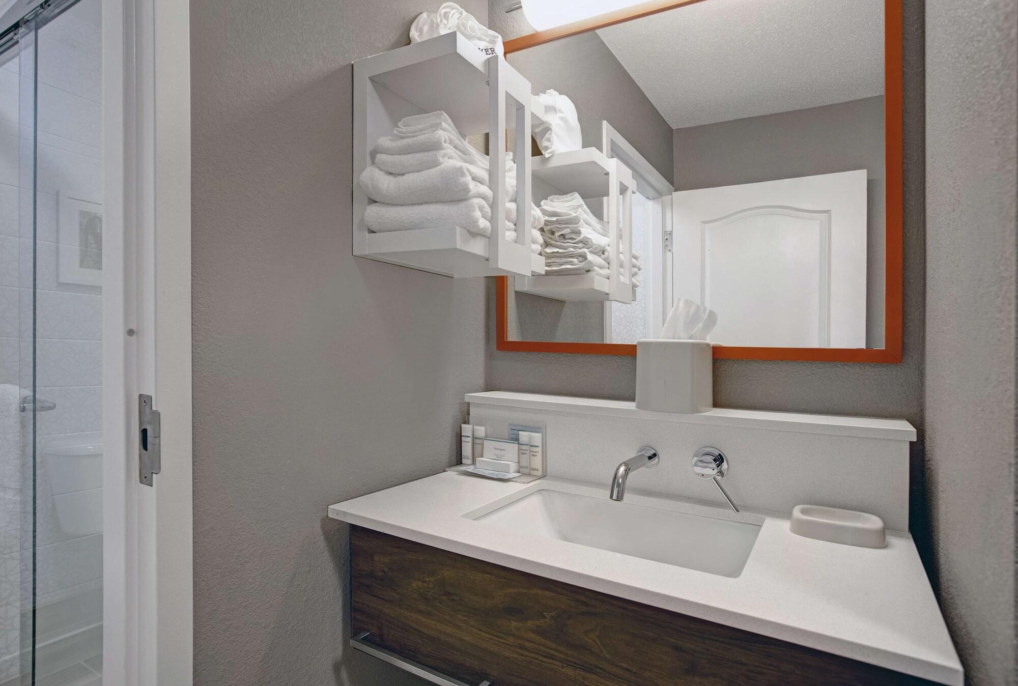 Hampton Inn Keokuk מראה חיצוני תמונה