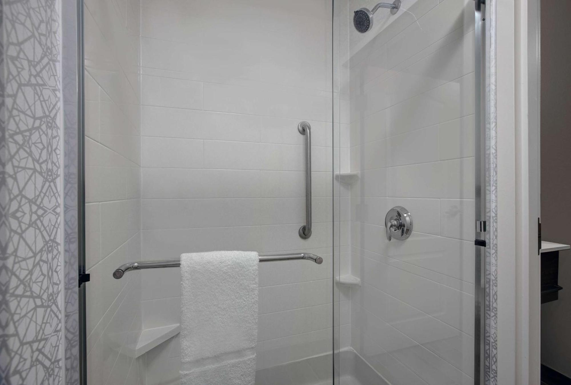 Hampton Inn Keokuk מראה חיצוני תמונה